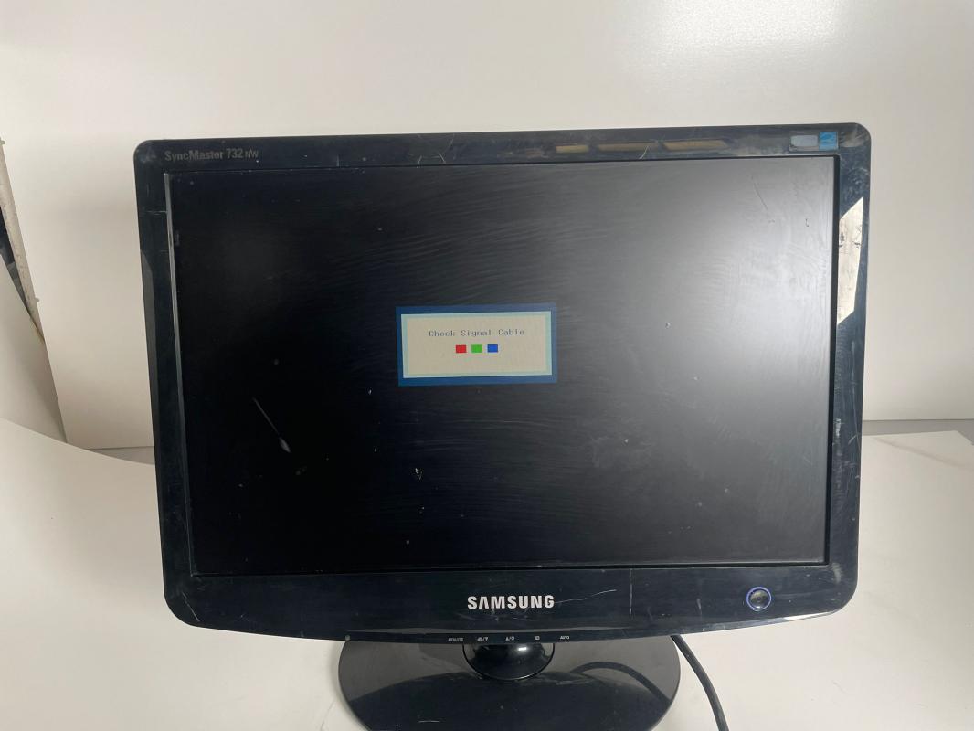 SAMSUNG%20732NW%2017.1%20inç%20LCD%20WideScreen%20Monitör%20