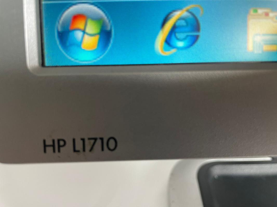 HP%20L1710%2017%20inç%20LCD%202.EL%20Monitör